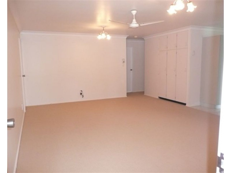 21 Tracey Street, Bowen QLD 4805