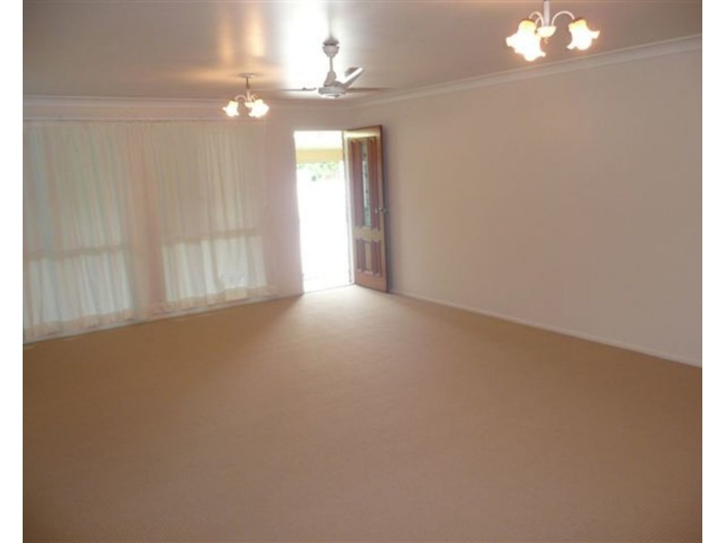 21 Tracey Street, Bowen QLD 4805