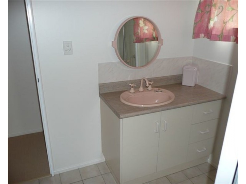 21 Tracey Street, Bowen QLD 4805