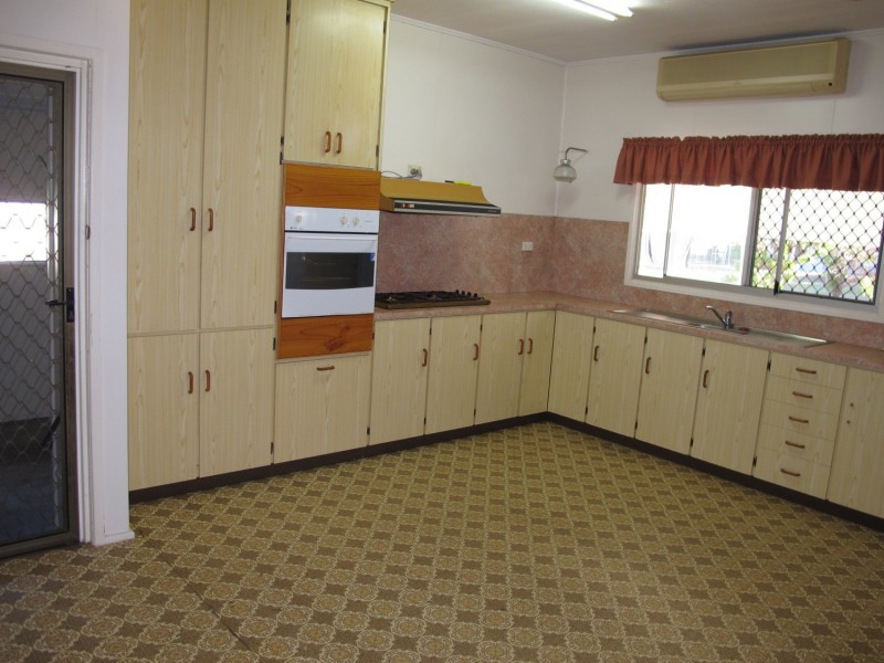 11 Golf Links Road, Bowen QLD 4805