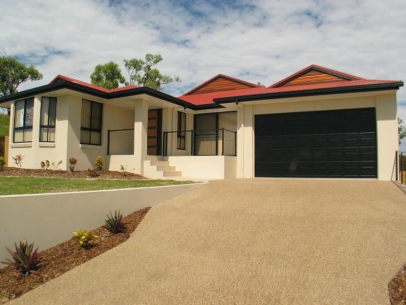 90 Ocean View Drive, Bowen QLD 4805