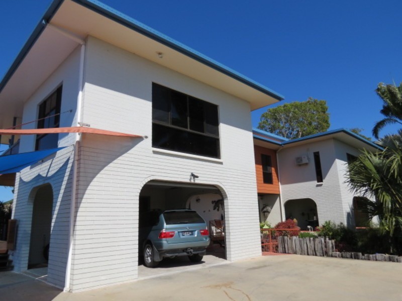 69 Hillview Road, Bowen QLD 4805