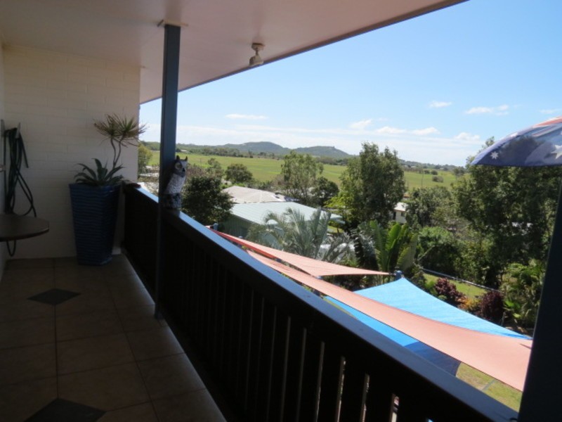 69 Hillview Road, Bowen QLD 4805