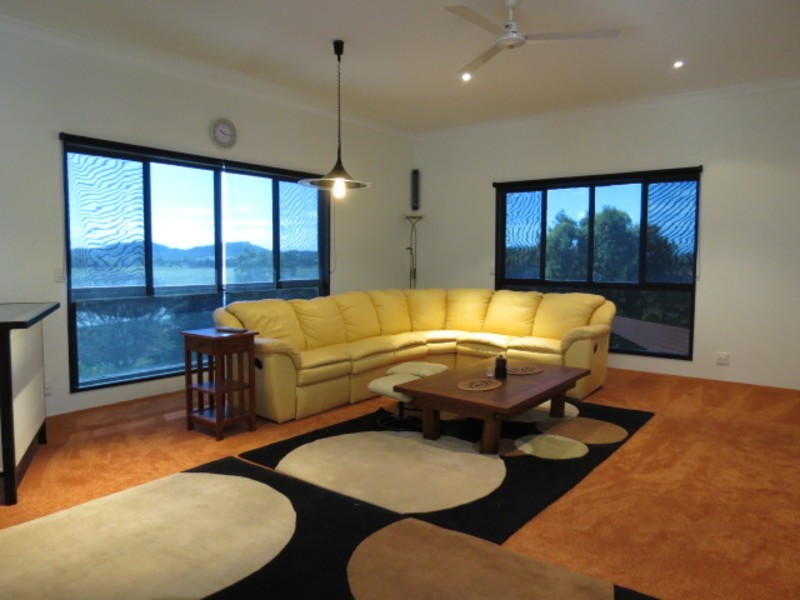 69 Hillview Road, Bowen QLD 4805