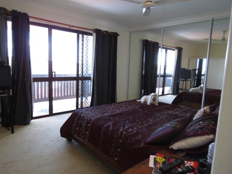 69 Hillview Road, Bowen QLD 4805