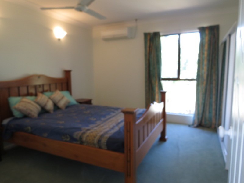 69 Hillview Road, Bowen QLD 4805