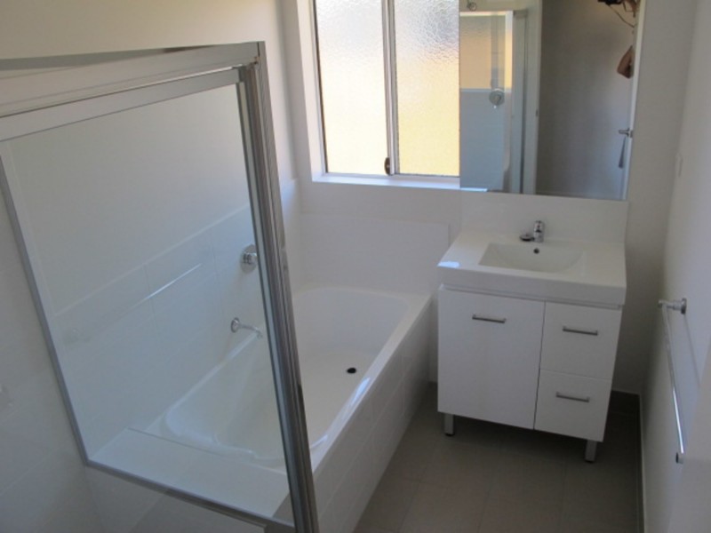 5 Eighth Close, Bowen QLD 4805