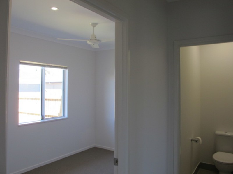 5 Eighth Close, Bowen QLD 4805