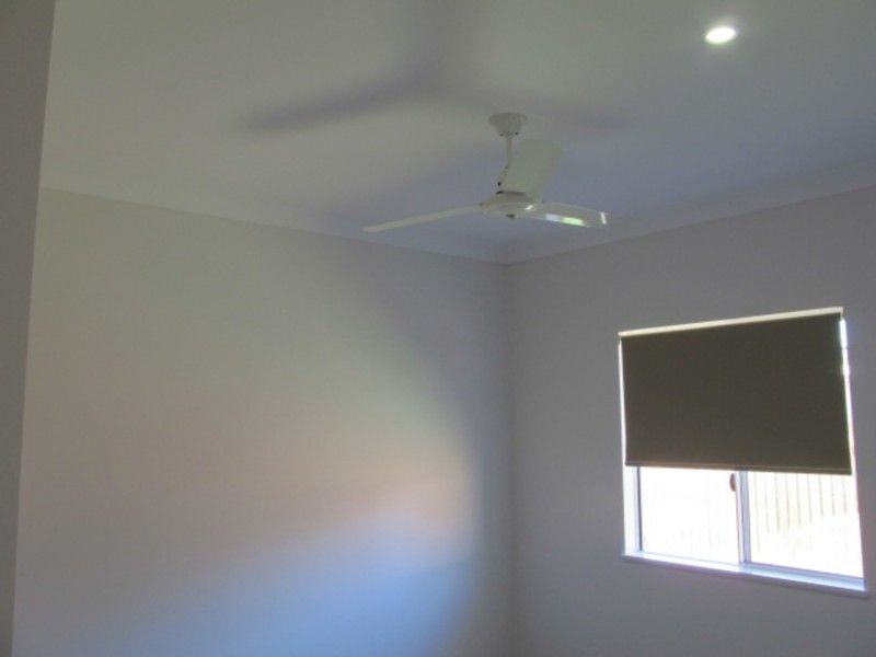 5 Eighth Close, Bowen QLD 4805