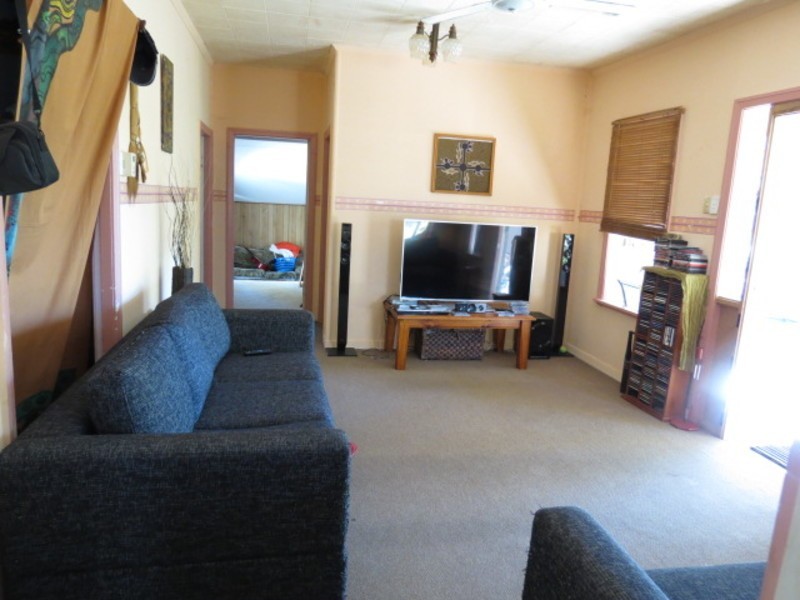 51 Reynolds Street, Bowen QLD 4805