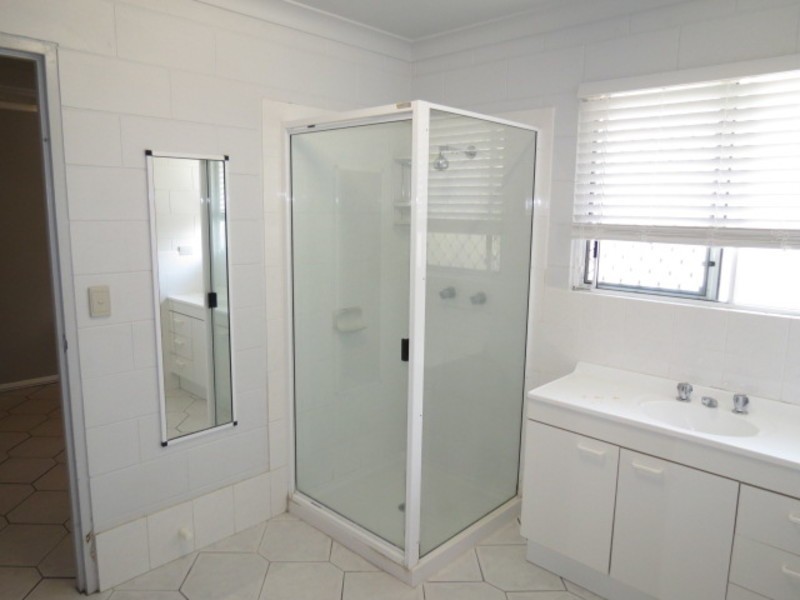 1B George  Street, Bowen QLD 4805