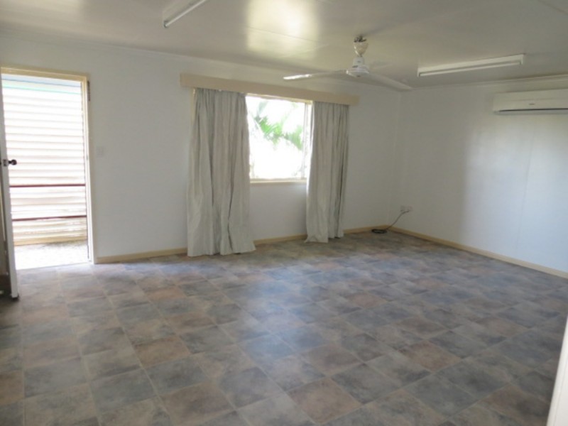 33 Marshall Street, Bowen QLD 4805