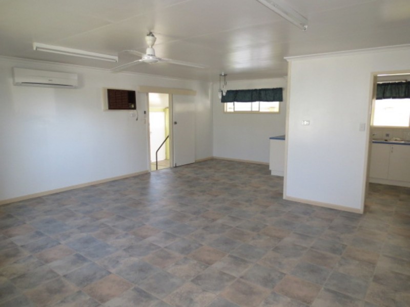 33 Marshall Street, Bowen QLD 4805