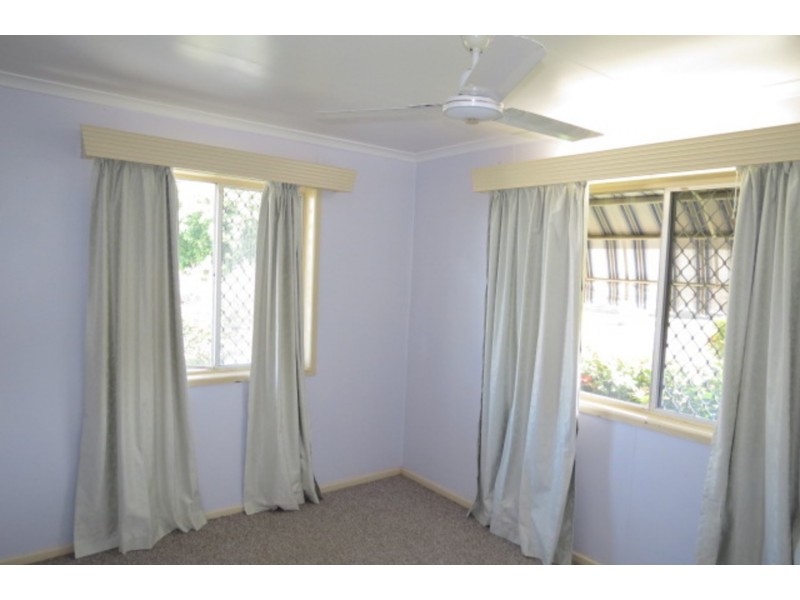 33 Marshall Street, Bowen QLD 4805