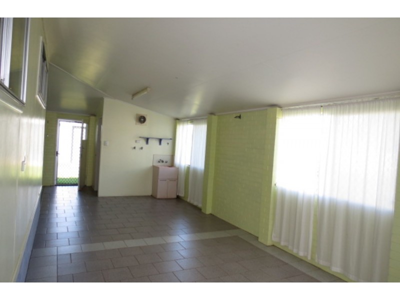 33 Marshall Street, Bowen QLD 4805