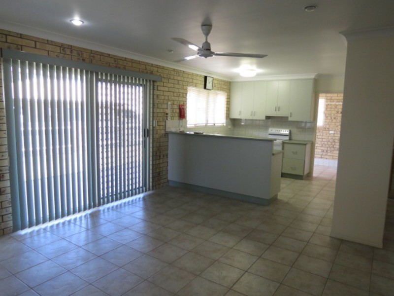 130 Hillview Road, Bowen QLD 4805