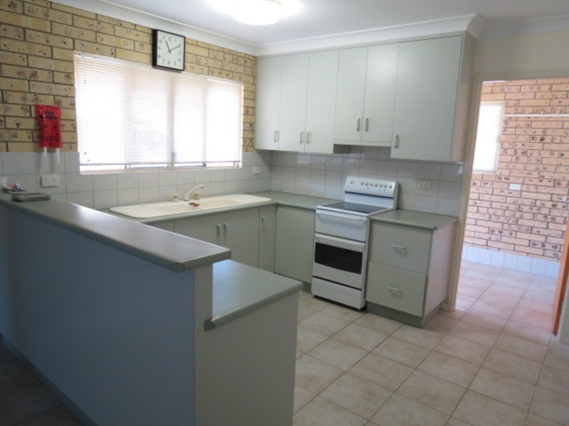 130 Hillview Road, Bowen QLD 4805