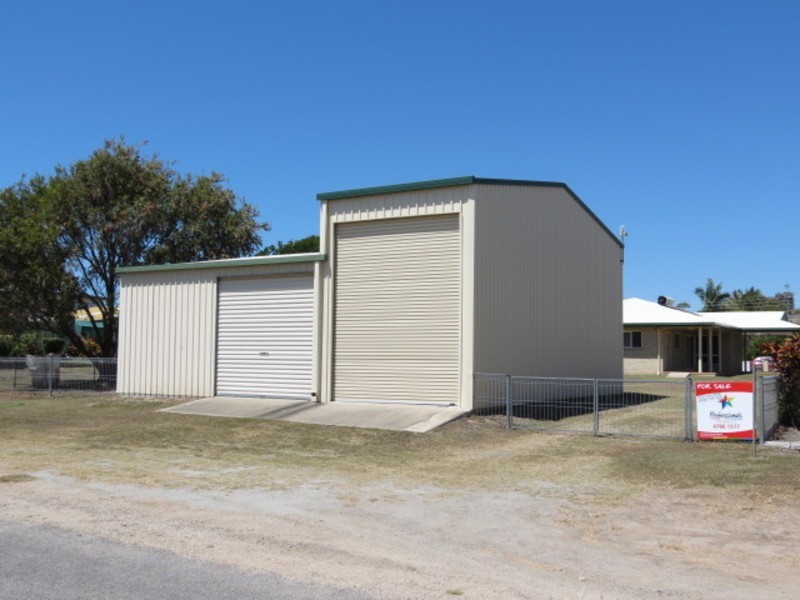 130 Hillview Road, Bowen QLD 4805