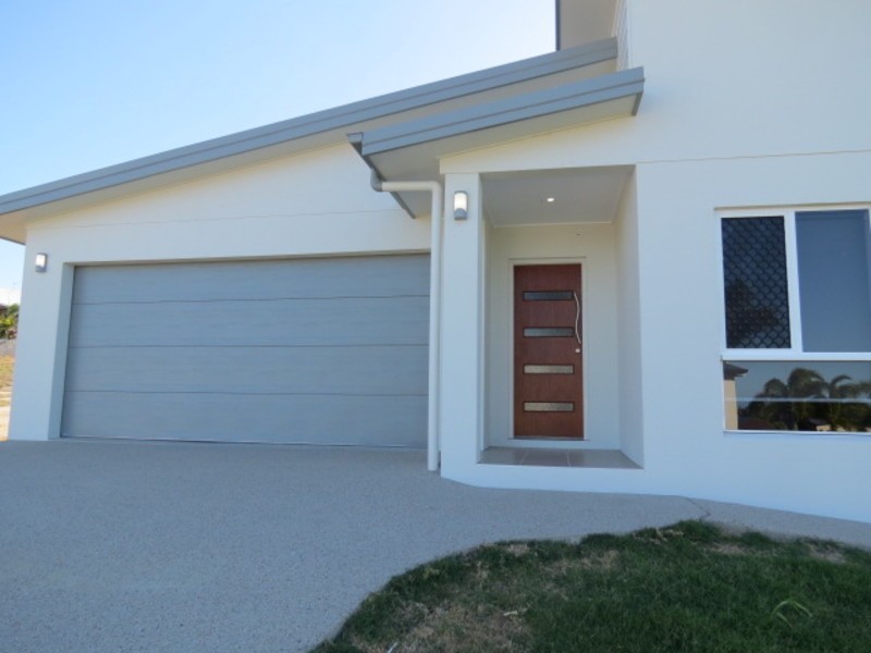 9 Marine Parade, Bowen QLD 4805