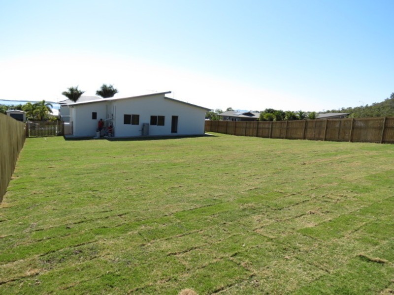 9 Marine Parade, Bowen QLD 4805