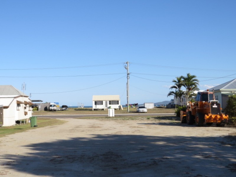 58 Dalrymple Street, Bowen QLD 4805