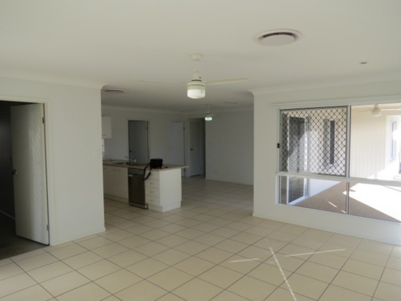 17 Nautilus Street, Bowen QLD 4805