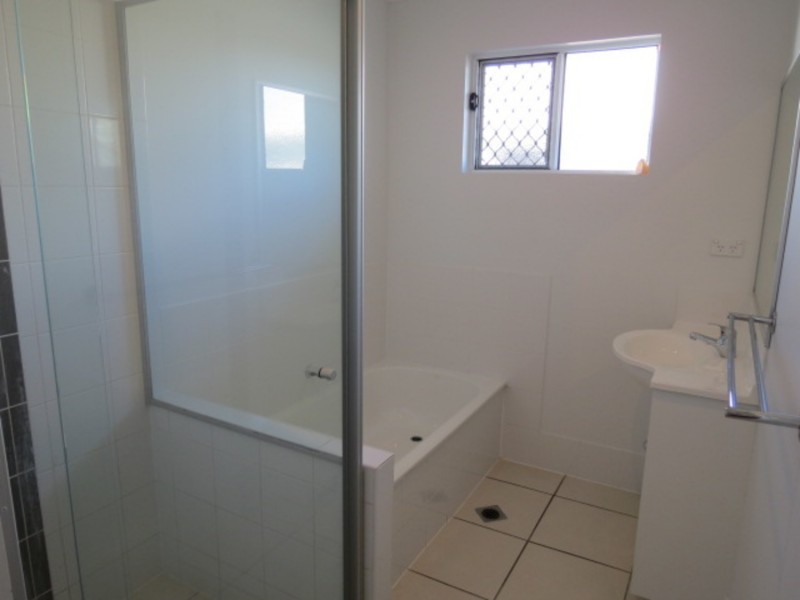 17 Nautilus Street, Bowen QLD 4805