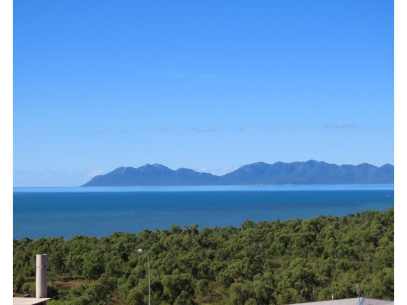 16 Harbour View Terrace, Bowen QLD 4805