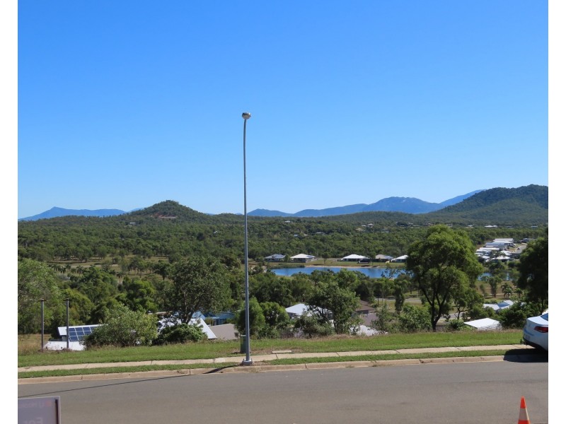 16 Harbour View Terrace, Bowen QLD 4805