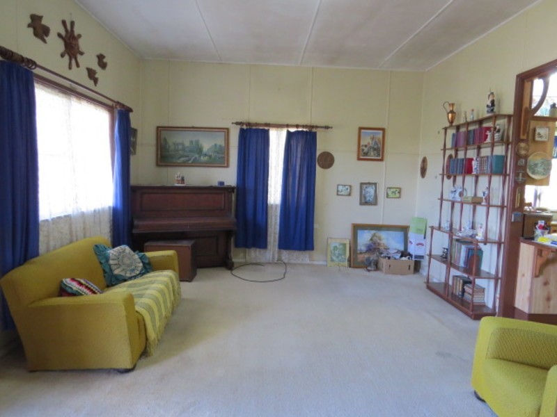 74 Kennedy Street, Bowen QLD 4805