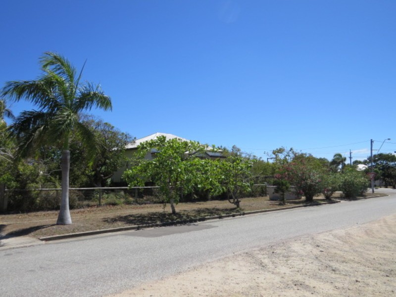 74 Kennedy Street, Bowen QLD 4805