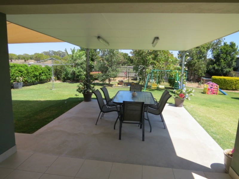 14 Kirkpatrick Court, Bowen QLD 4805