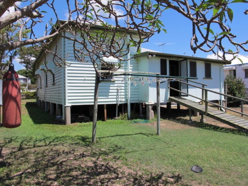 110 Herbert Street, Bowen QLD 4805