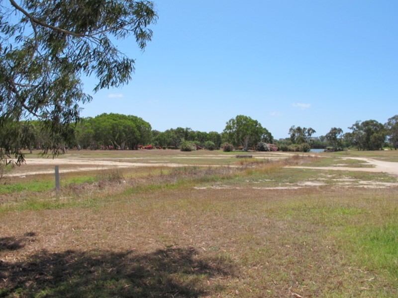 110 Herbert Street, Bowen QLD 4805