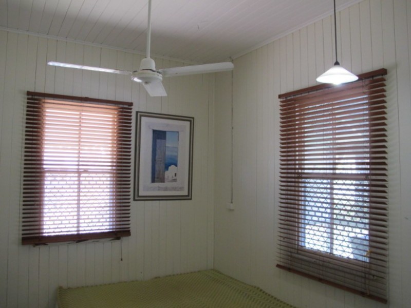 110 Herbert Street, Bowen QLD 4805