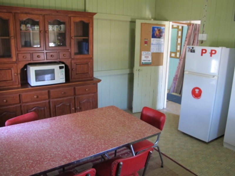 110 Herbert Street, Bowen QLD 4805