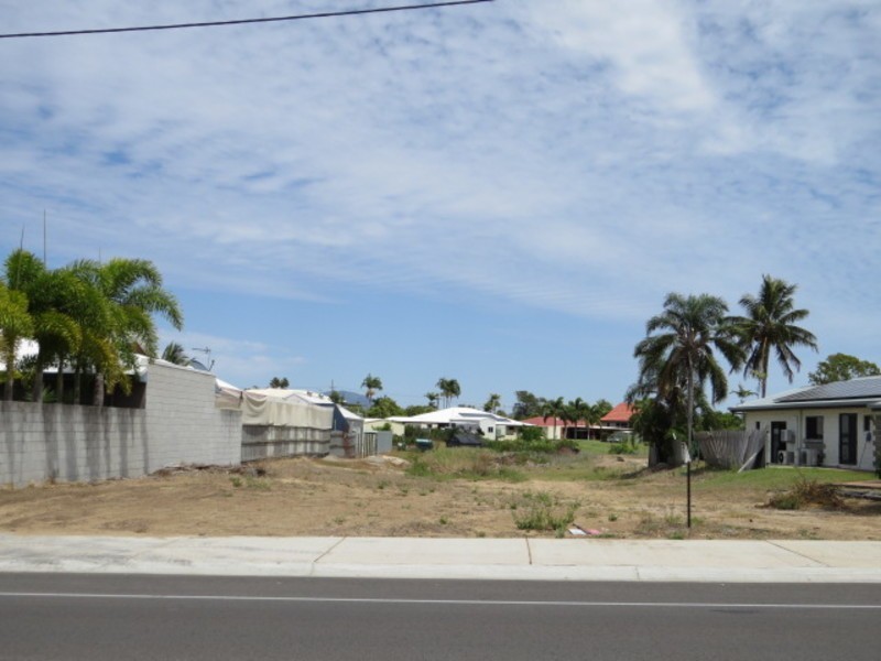 93 Soldiers Road, Bowen QLD 4805
