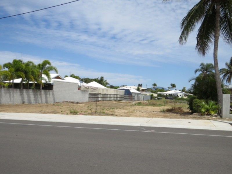 93 Soldiers Road, Bowen QLD 4805
