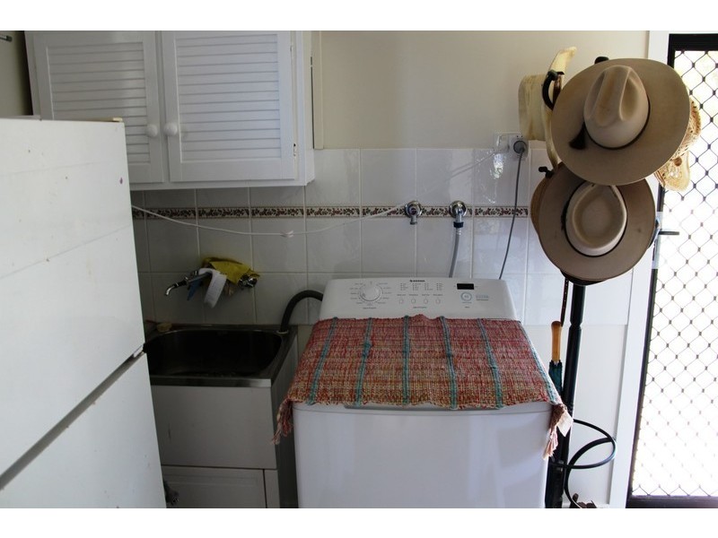 16 Field Street, Bowen QLD 4805