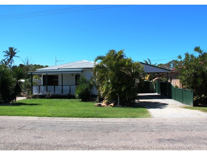 16 Field Street, Bowen QLD 4805