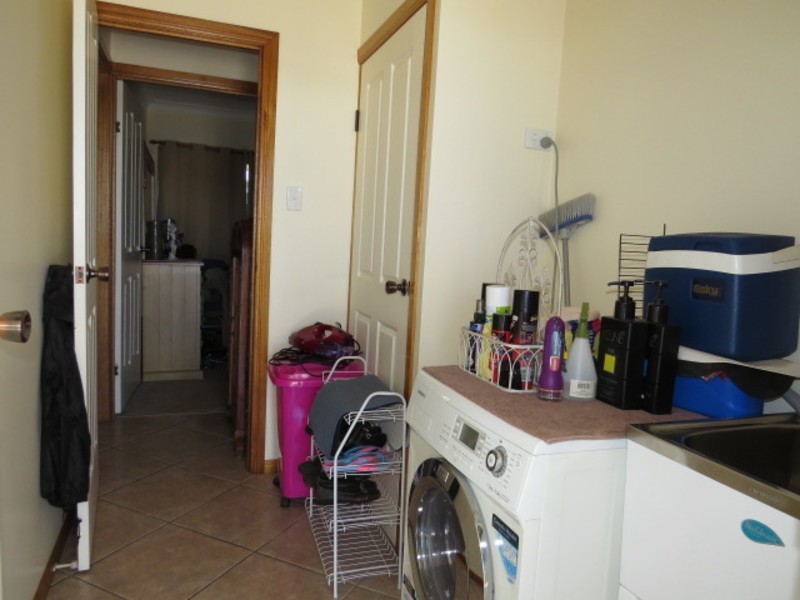 61 Brampton Drive, Bowen QLD 4805