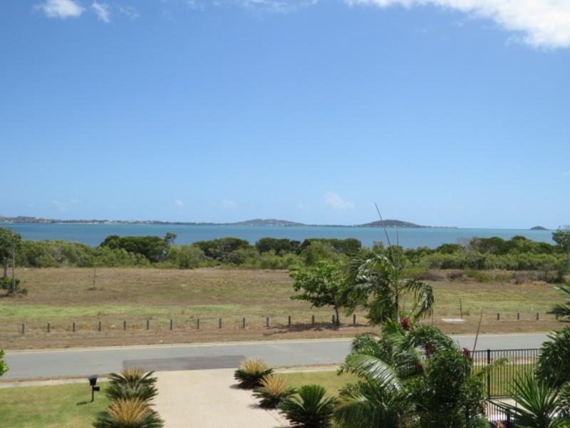 31 Marine Parade, Bowen QLD 4805