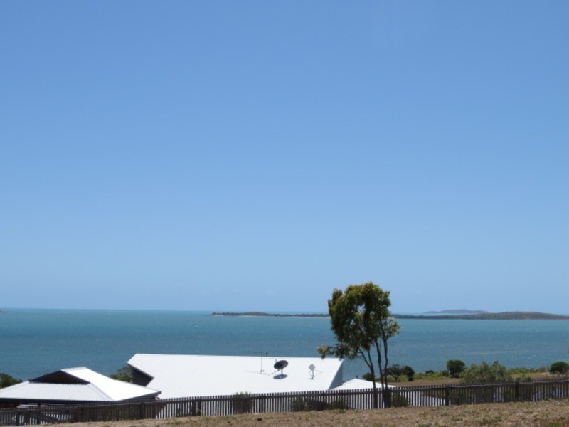 24 Seacove Crescent, Bowen QLD 4805