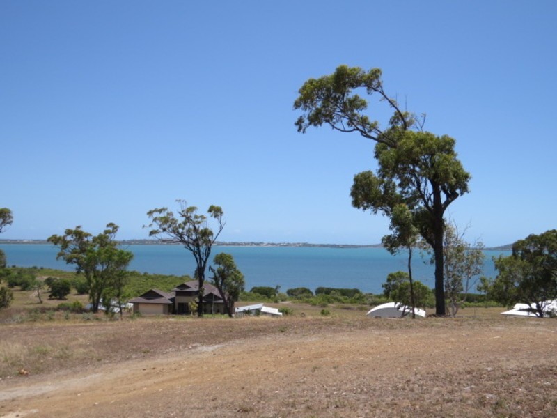 24 Seacove Crescent, Bowen QLD 4805