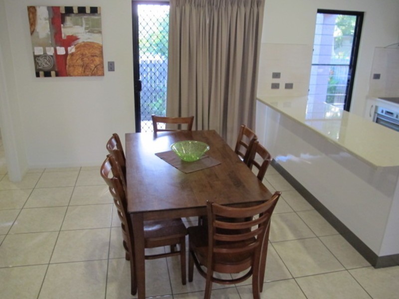 3/11 Kennedy Street, Bowen QLD 4805