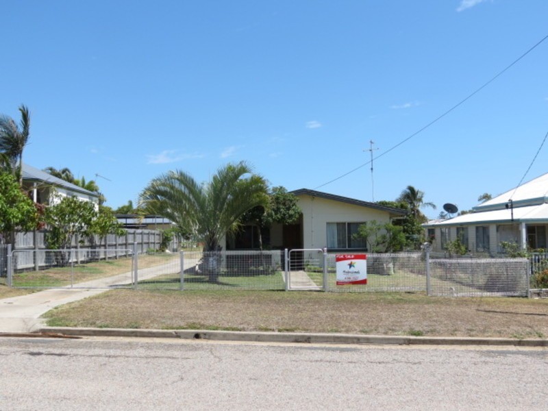 86 Williams Street, Bowen QLD 4805