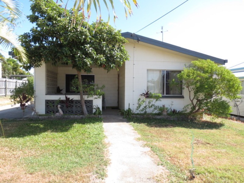 86 Williams Street, Bowen QLD 4805