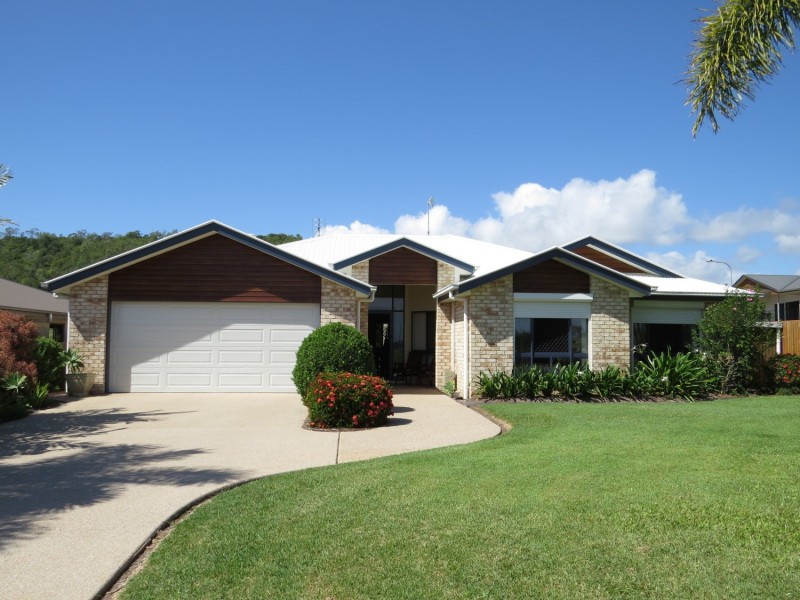 130 Ocean View Drive, Bowen QLD 4805