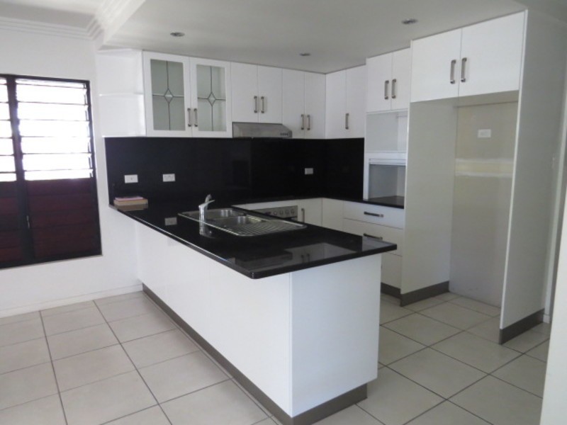 67 Golf Links Road, Bowen QLD 4805