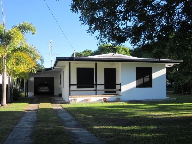 67 Golf Links Road, Bowen QLD 4805